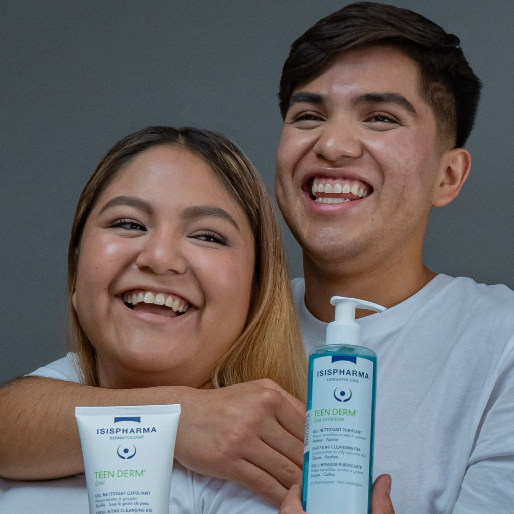 Adolescentes-con-acne